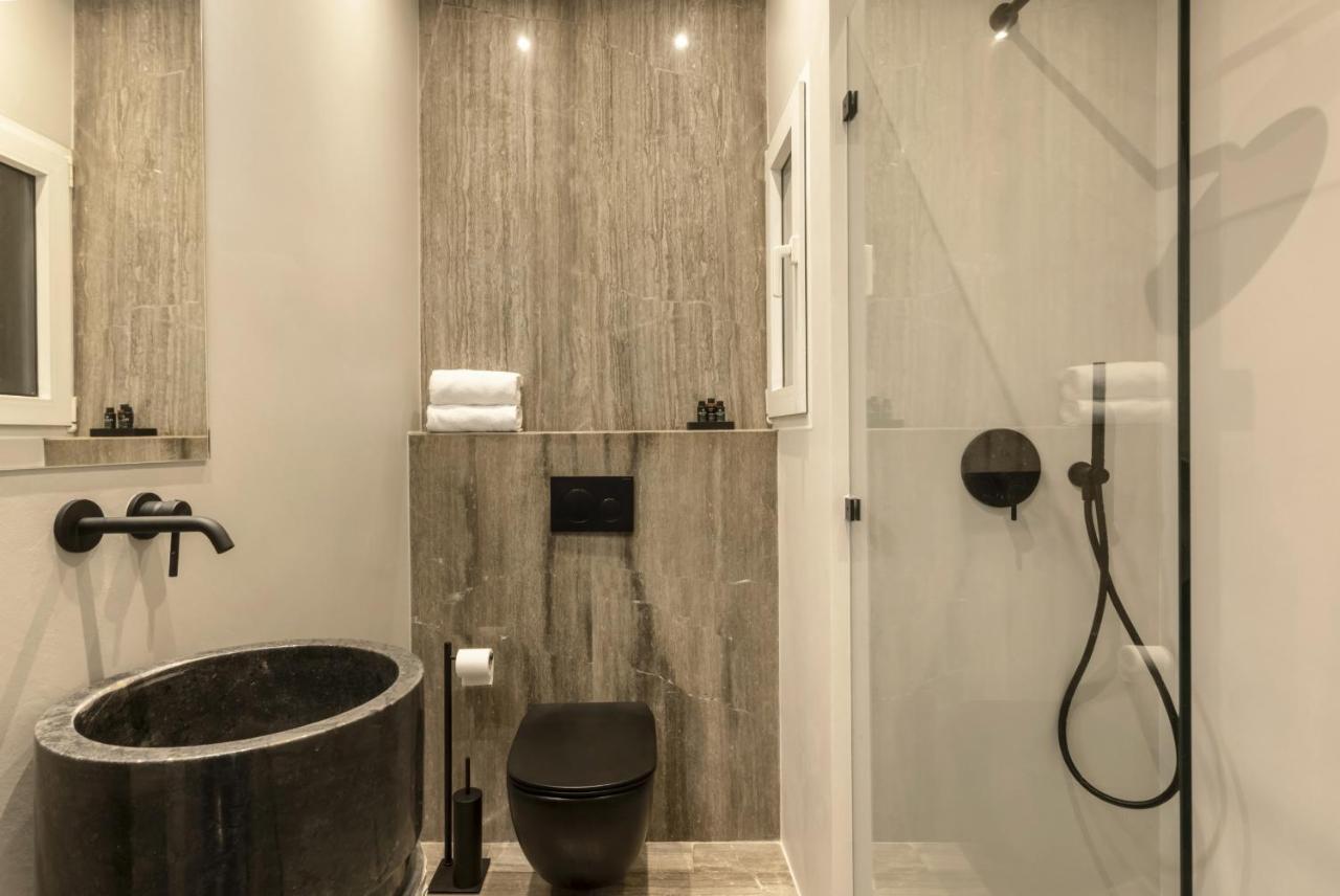 A Truly Wow Experience For Every Guest. The Place Athen Eksteriør billede