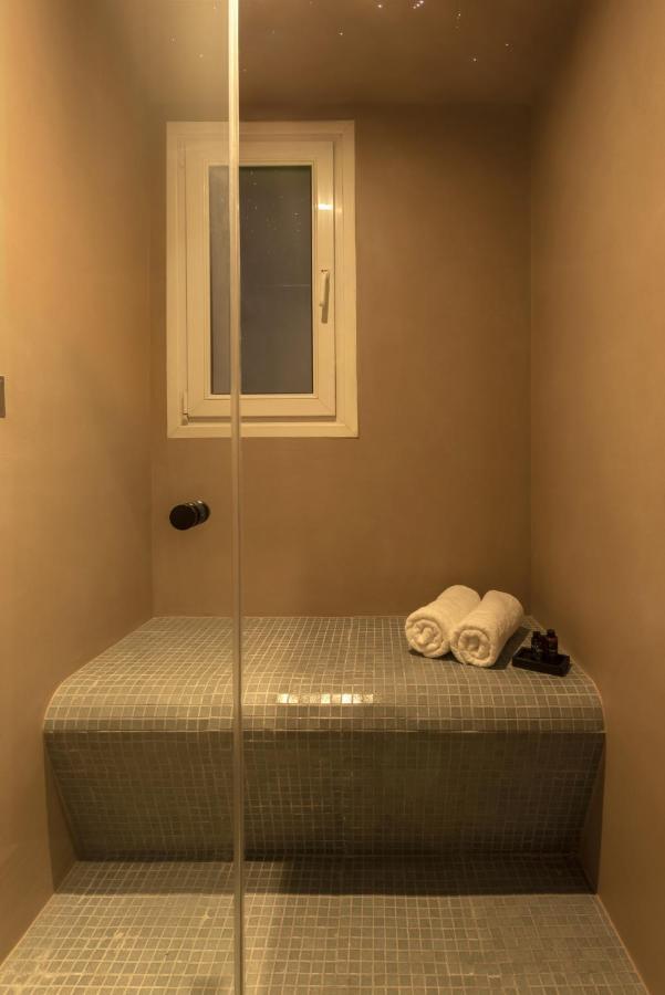 A Truly Wow Experience For Every Guest. The Place Athen Eksteriør billede